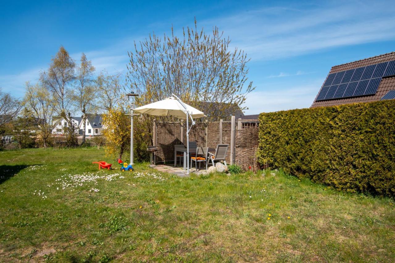 Ferienwohnung Brombeere Mit Grossem Garten Und Balkon Graal-Mueritz Eksteriør bilde